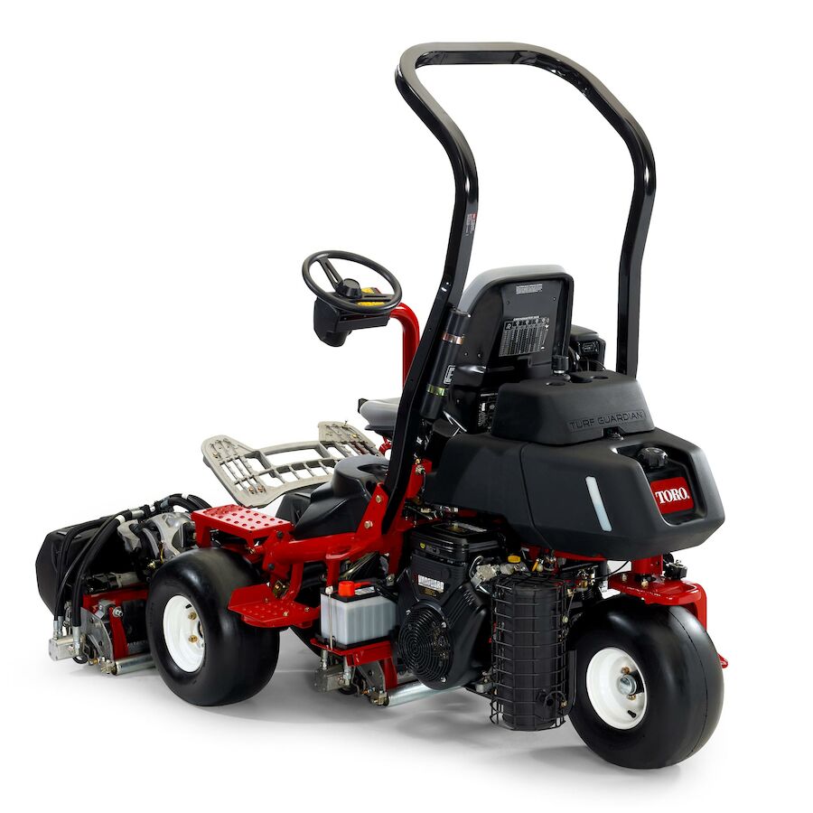 Toro Greensmaster TriFlex 3300 [Traction Unit Only - No Attachments Included] — photo 3 of 5
