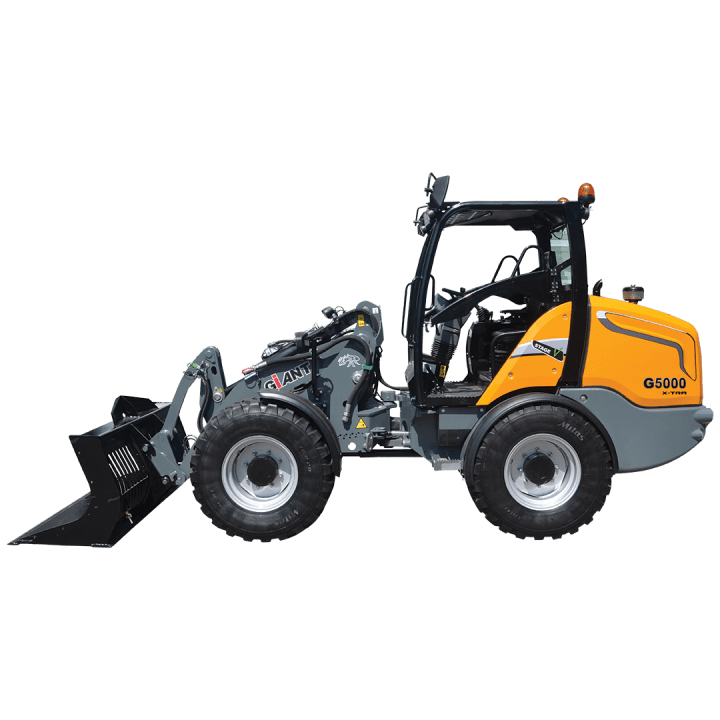GiANT G5000 X-TRA [Traction Unit Only - No Attachments Included]