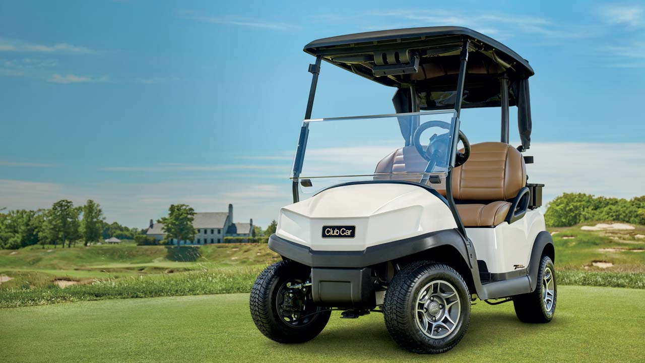 Club Car Li-ion on a golf course
